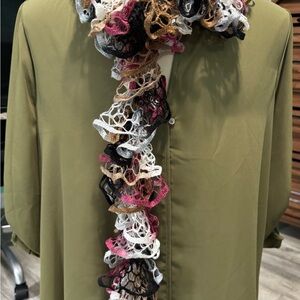 Beautiful Artisan Crafted Ladder, Ruffled Yarn Scarf